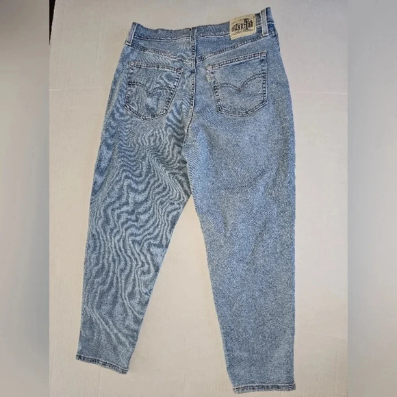 Vintage Levi's SilverTab High Waist Mom Jeans - Picture 7 of 9